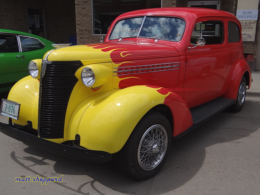 Rods & Hogs - More pixs by Matt Sheppard at Facebook - Like Us! 